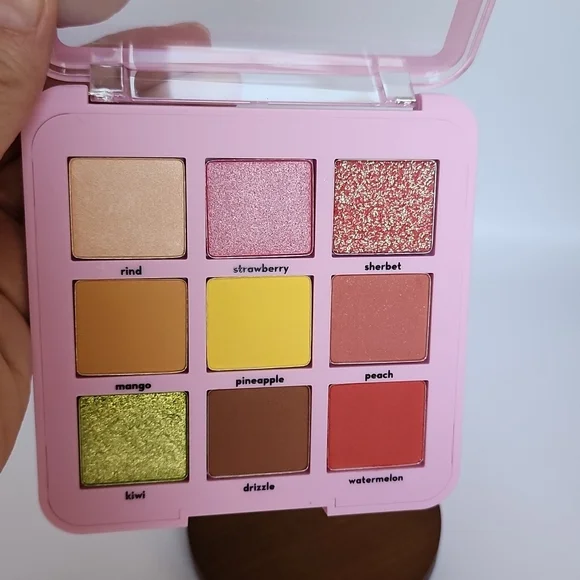 The Creme Shop Fruit Smoothie Eyeshadow Palette - Picture 8 of 12
